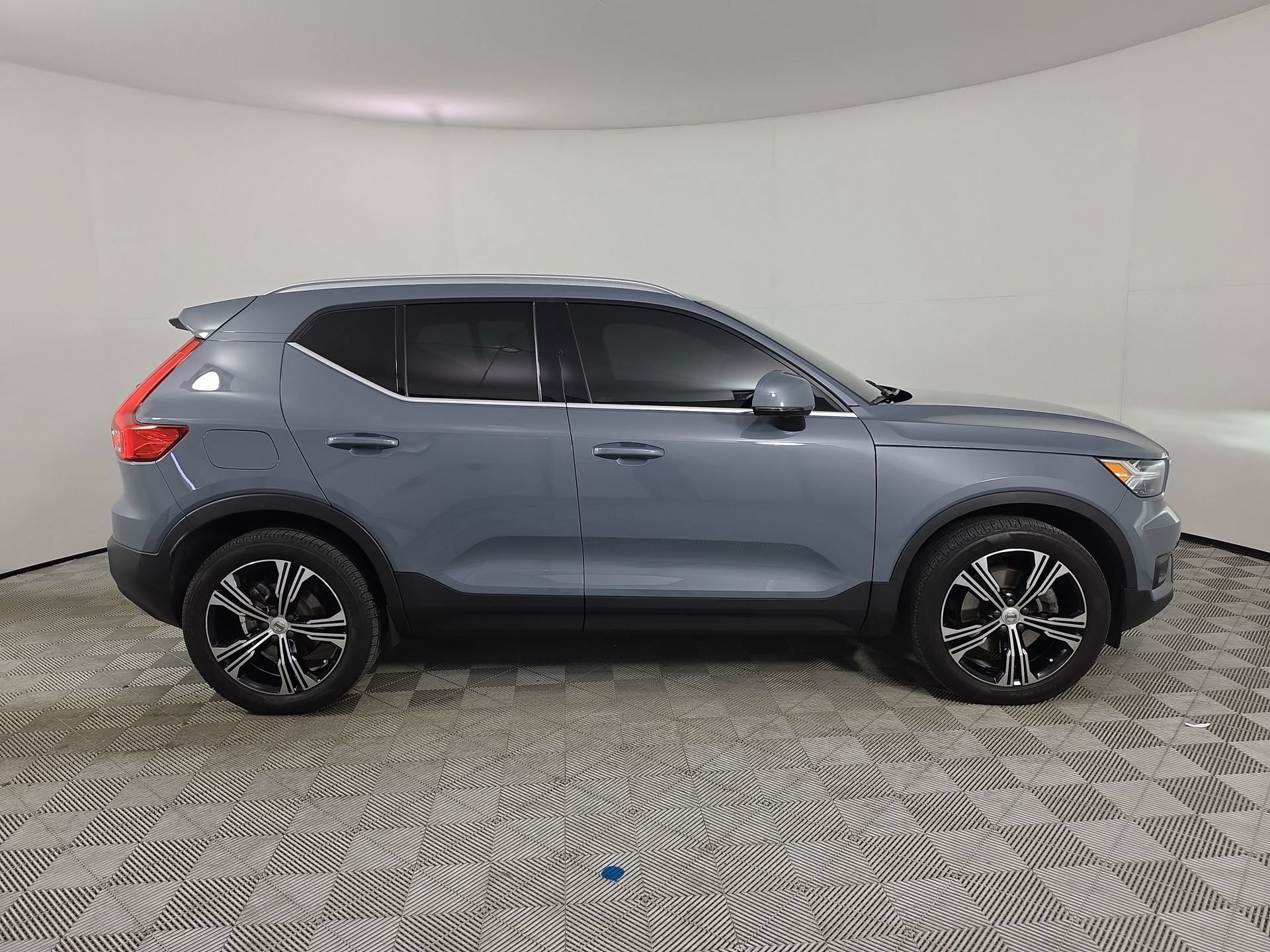 Used 2022 Volvo XC40 T5 Inscription w/ Advanced Package AWD/4WD image 8