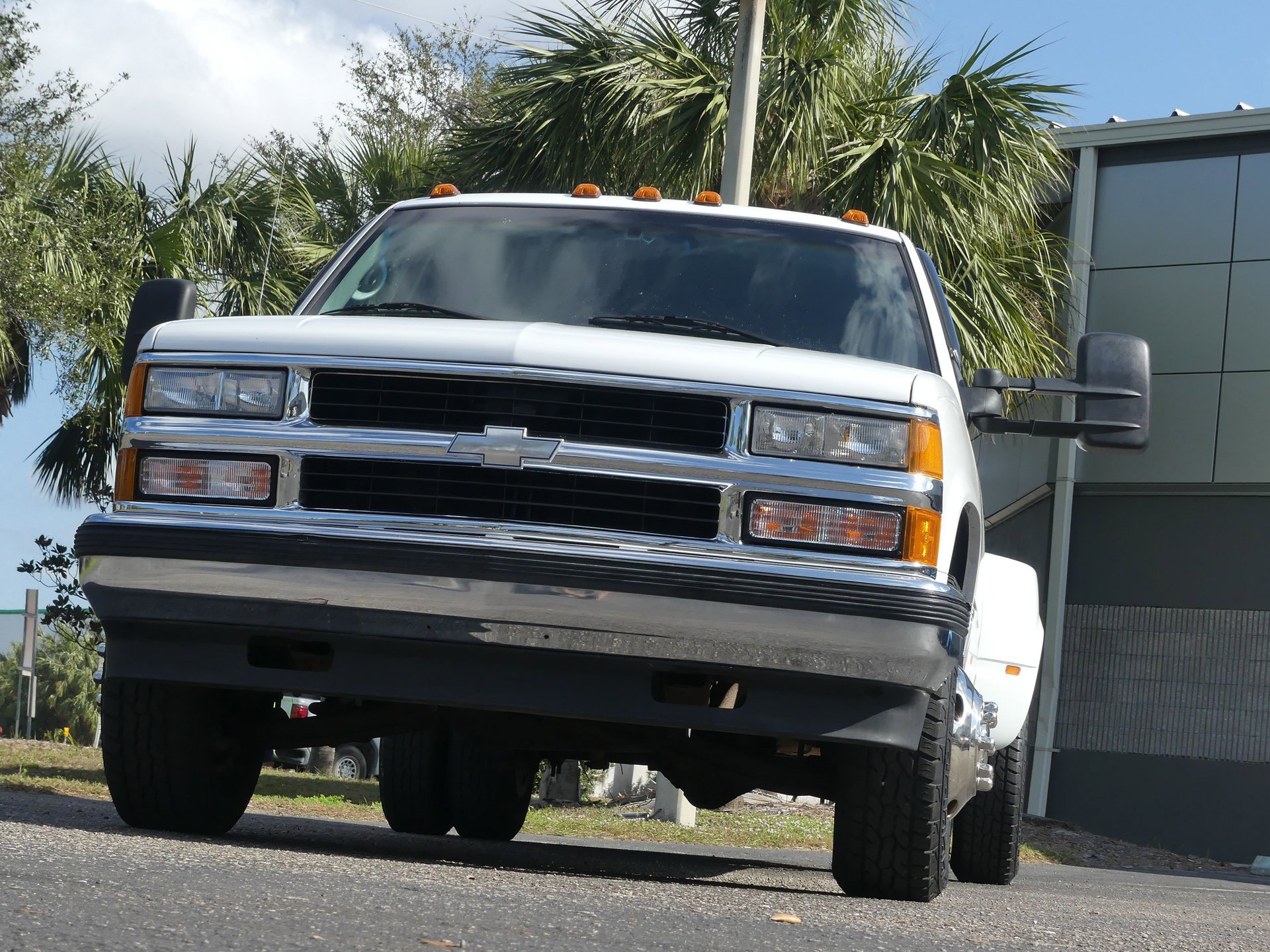 Used 2000 Chevrolet Silverado 3500 2WD Crew Cab image 10