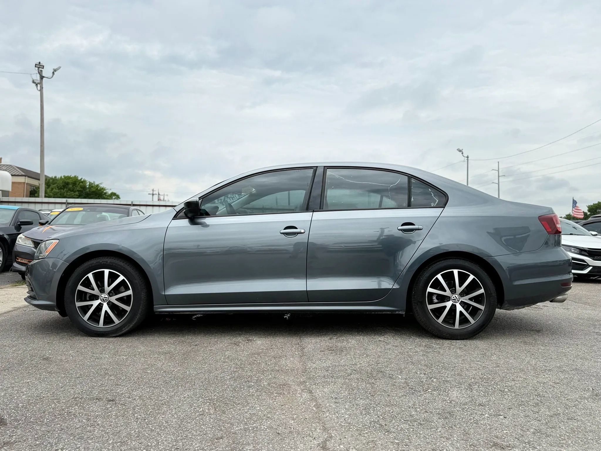Used 2016 Volkswagen Jetta SE FWD image 10