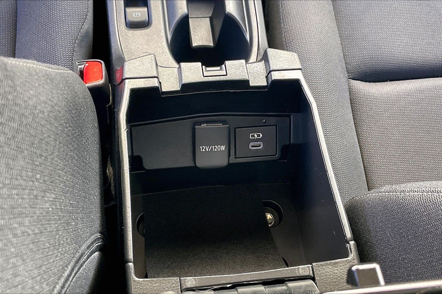Used 2025 Toyota Corolla LE FWD image 38