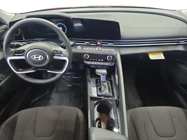 Used 2024 Hyundai Elantra SEL w/ Convenience Package FWD image 36