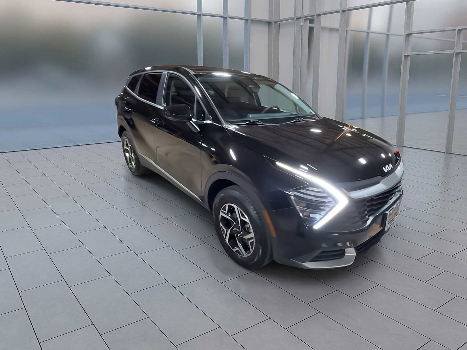 Used 2024 Kia Sportage LX image 2