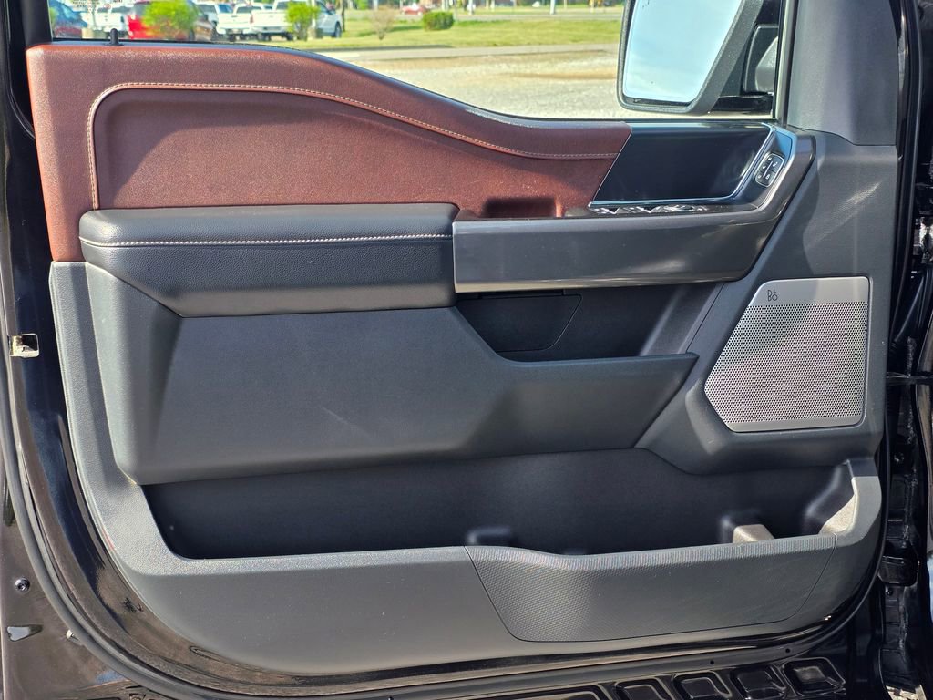 Used 2023 Ford F150 Lariat AWD/4WD image 12