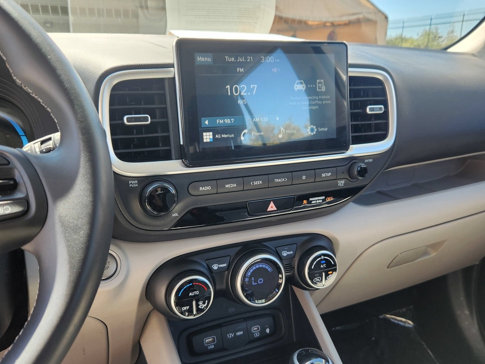Certified 2026 Hyundai Venue SEL FWD image 19