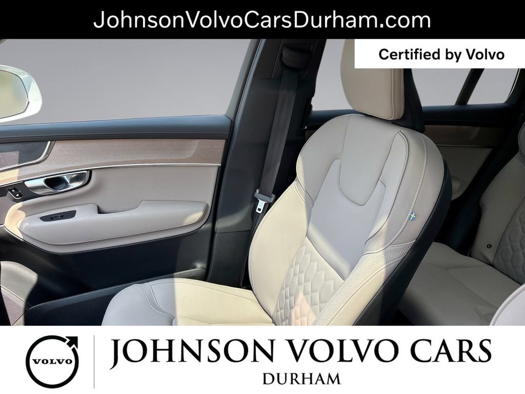 Certified 2025 Volvo XC90 B5 Core AWD/4WD image 29