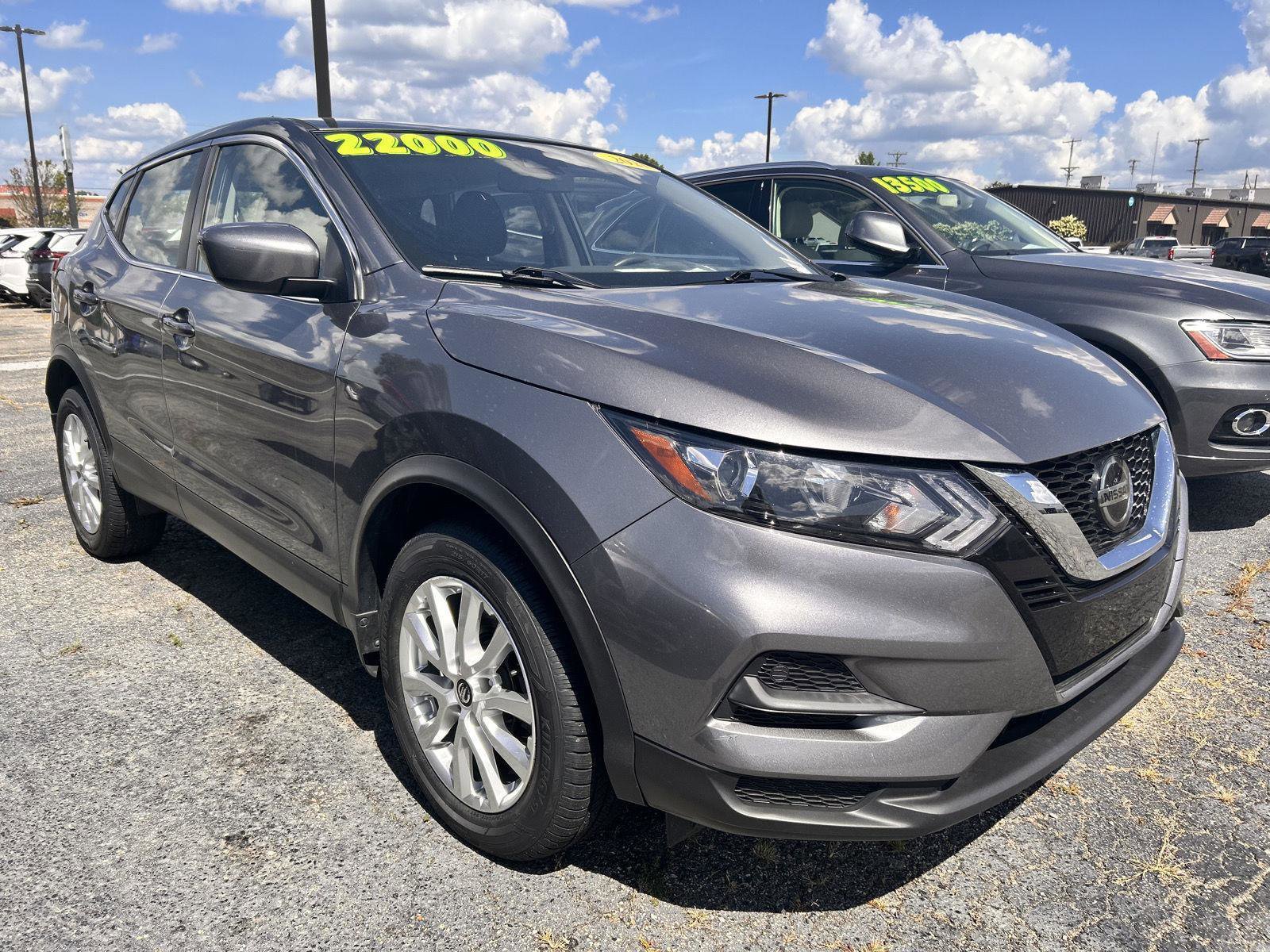 Used 2021 Nissan Rogue Sport S image 1