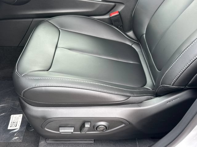 New 2026 Jeep Grand Cherokee L Limited AWD/4WD image 10