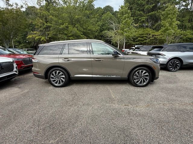 New 2025 Lincoln Aviator 2WD image 16