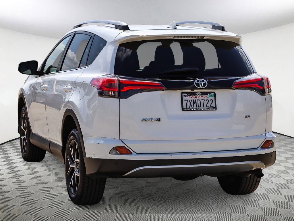 Used 2017 Toyota RAV4 SE w/ Advanced Technology Package FWD image 8