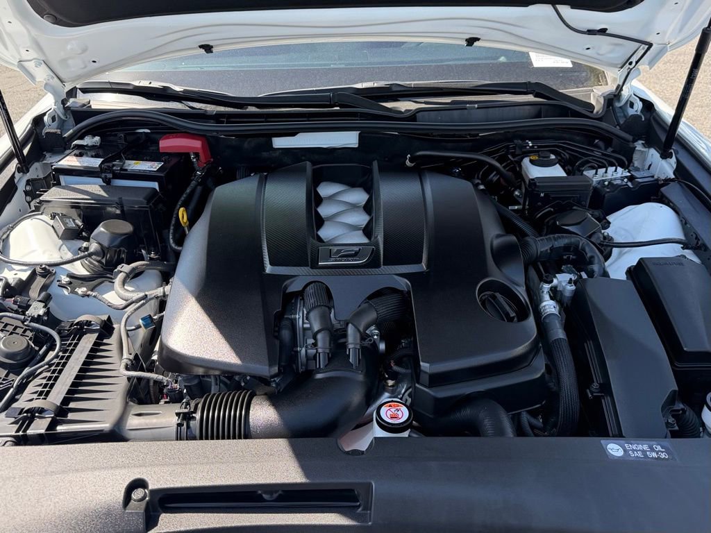 Used 2025 Lexus IS 500 w/ Accessory Package image 31