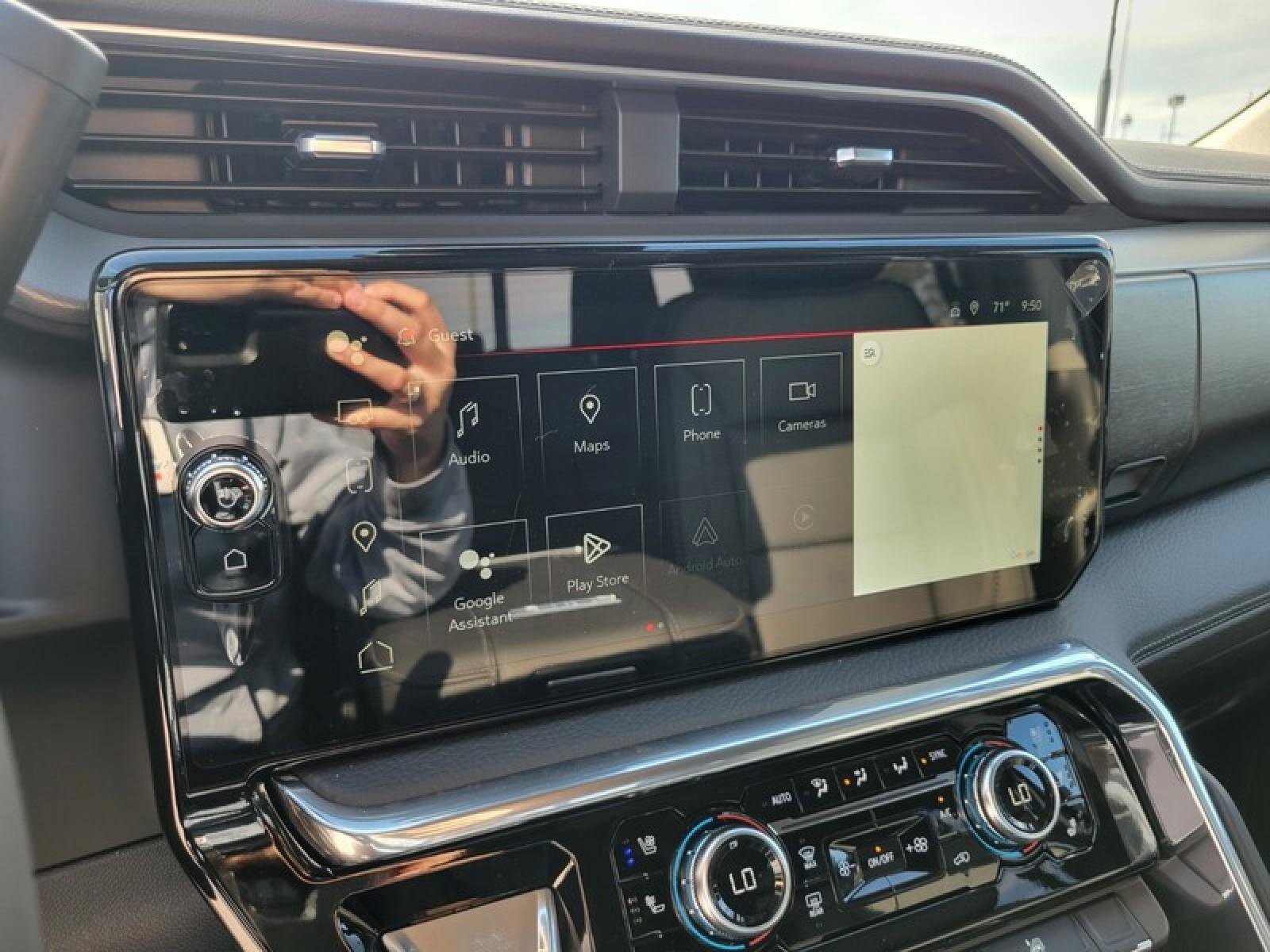 New 2026 GMC Sierra 3500 Denali w/ Denali Reserve Package image 21