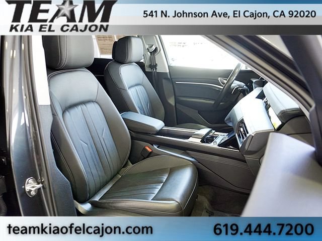 Used 2024 Audi Q8 e-tron Premium Plus AWD/4WD image 12
