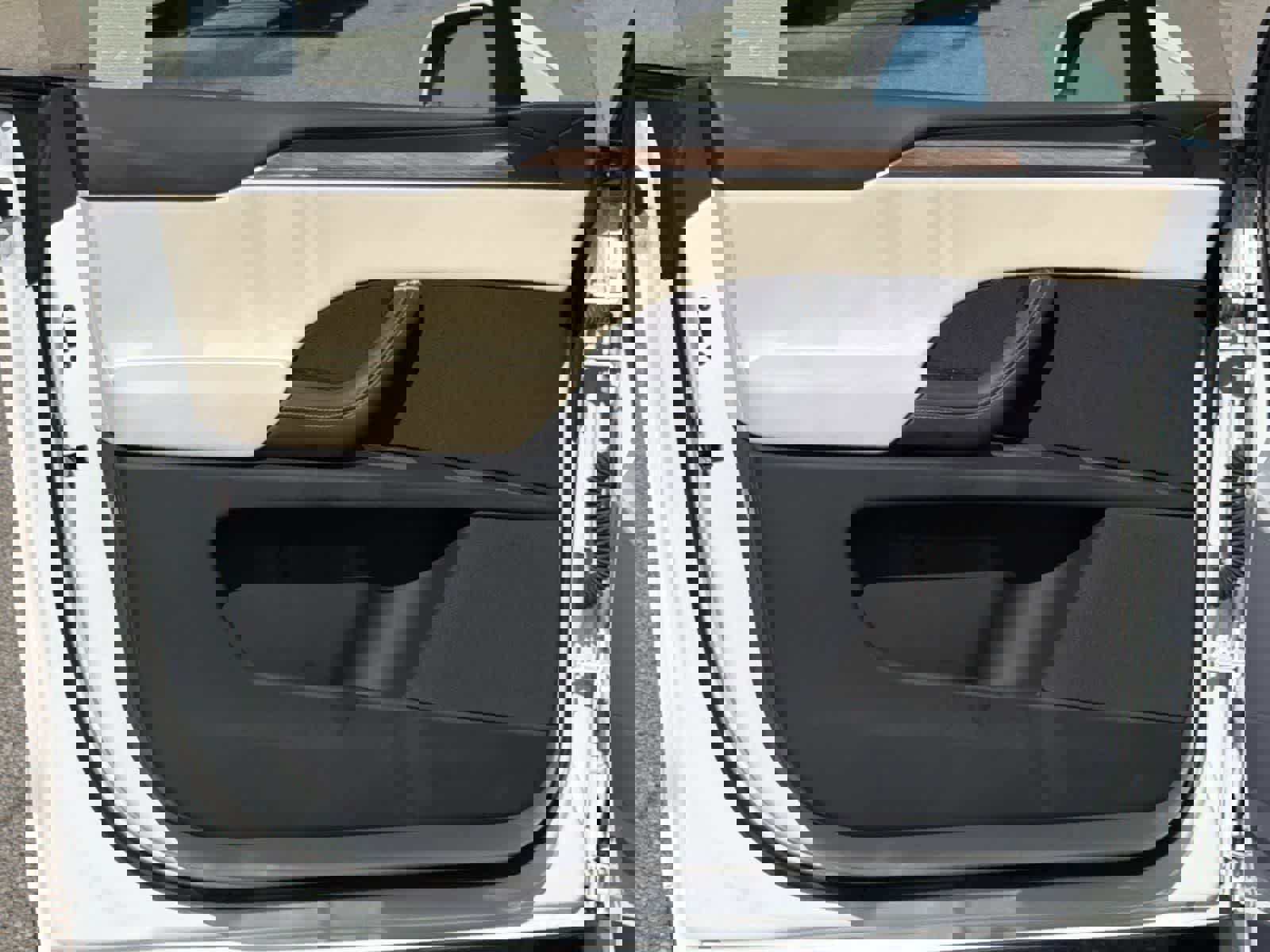 Used 2024 Tesla Model X image 23