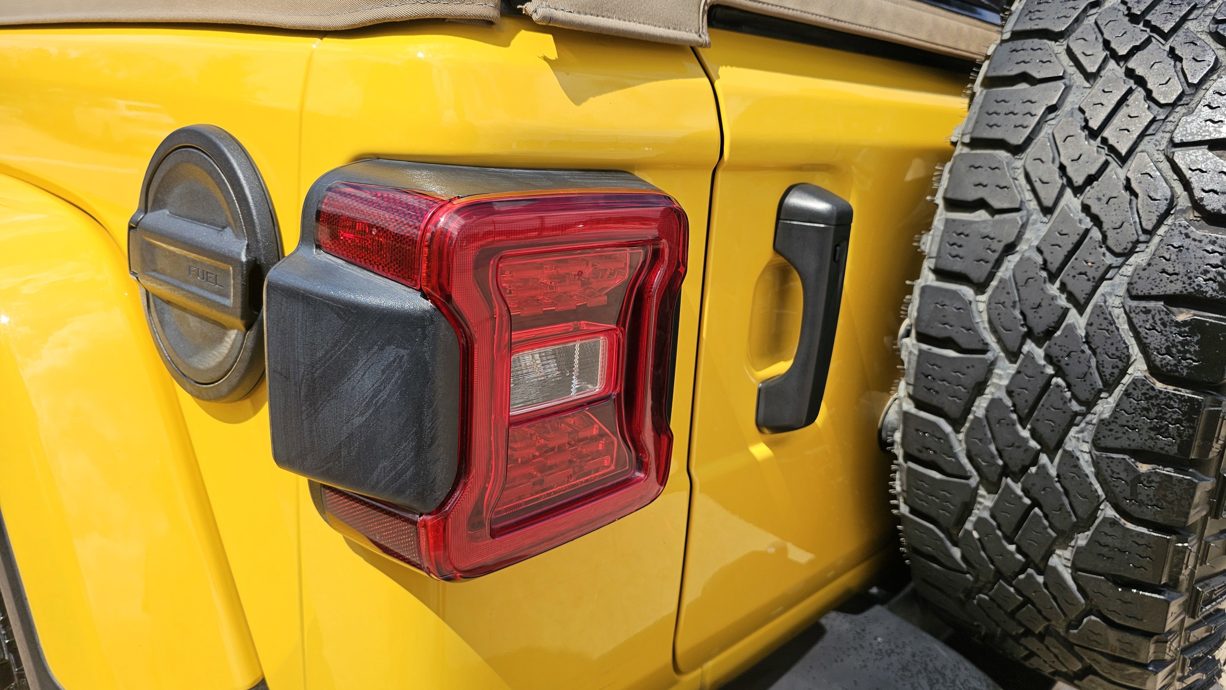 Used 2021 Jeep Wrangler Unlimited Sahara image 10