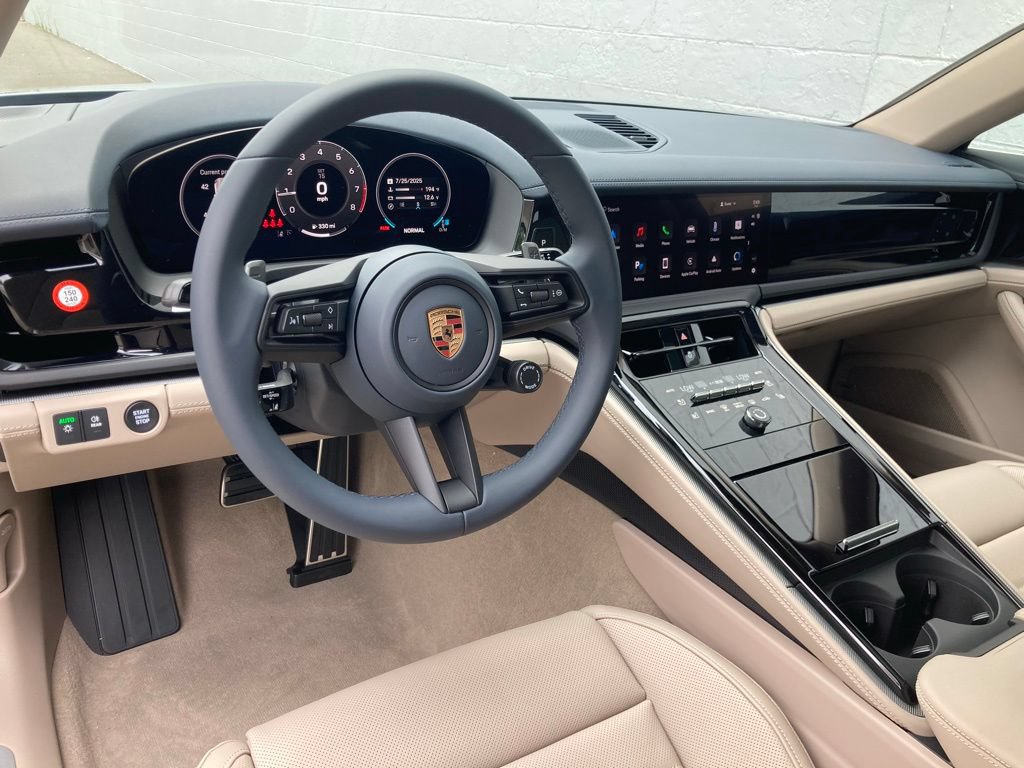 New 2025 Porsche Panamera RWD image 4
