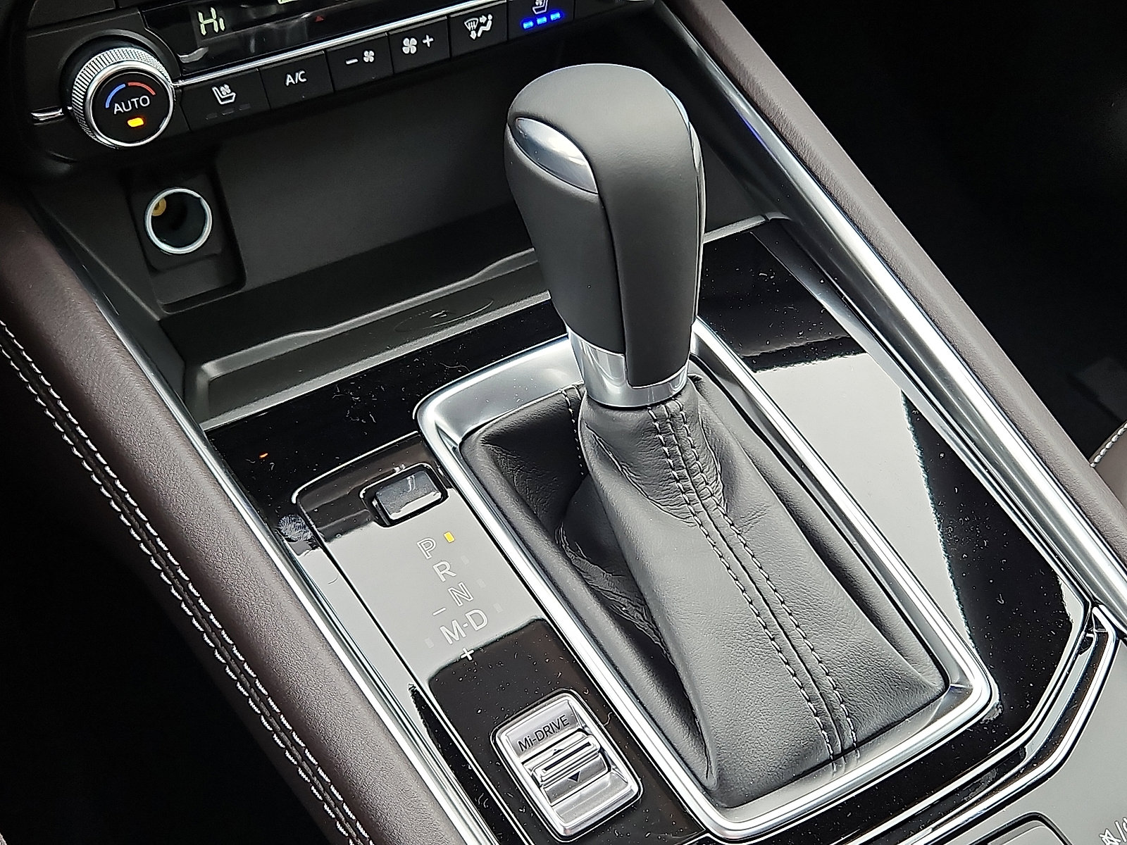 New 2025 MAZDA CX-5 Signature image 13