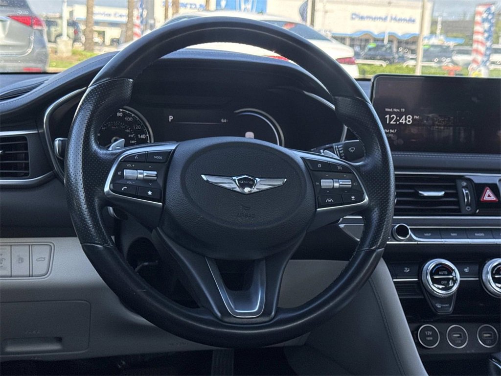 Used 2023 Genesis G70 2.0T image 7