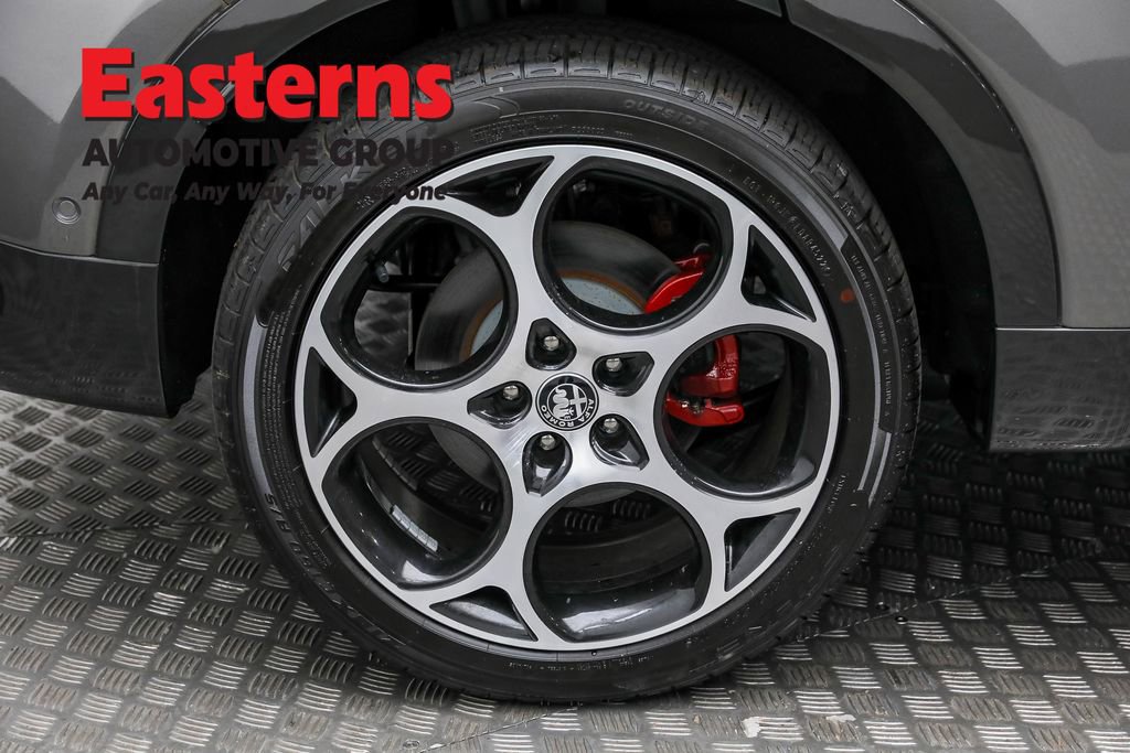 Used 2024 Alfa Romeo Tonale Veloce w/ Active Assist Package image 28