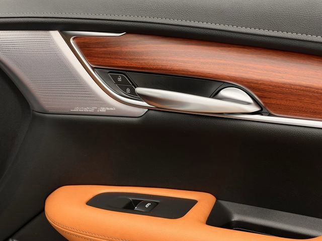 New 2026 Cadillac XT5 Premium Luxury w/ LPO, Floor Liner Package image 25