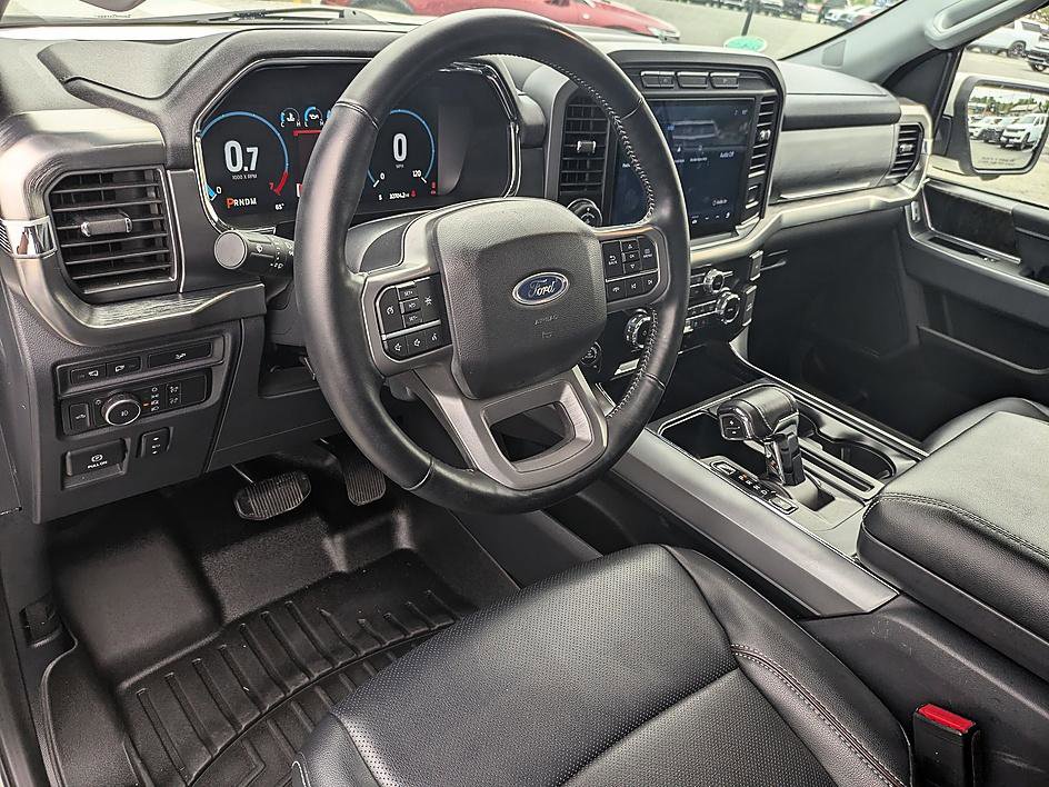 Used 2022 Ford F150 Lariat w/ Max Trailer Tow Package AWD/4WD image 12