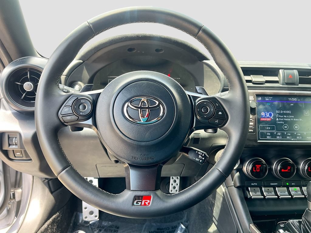 Used 2025 Toyota GR86 Premium w/ ALL Weather Mat Package (TMS) RWD image 11