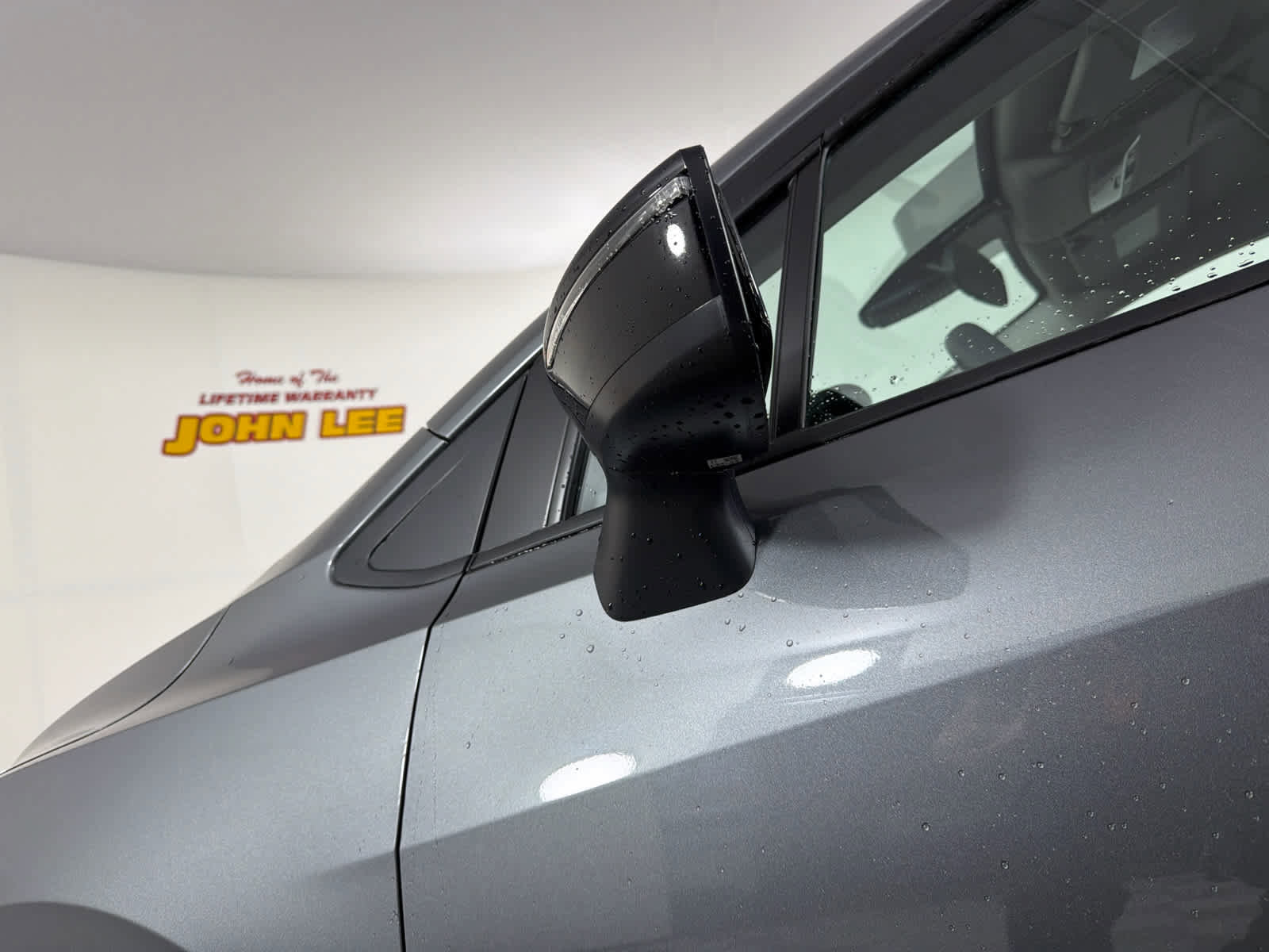 New 2025 Nissan Versa SR w/ Trunk Package image 14