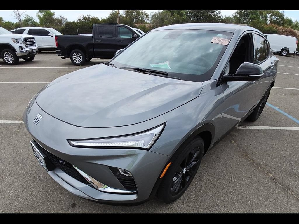 Used 2024 Buick Envista Sport Touring FWD image 3