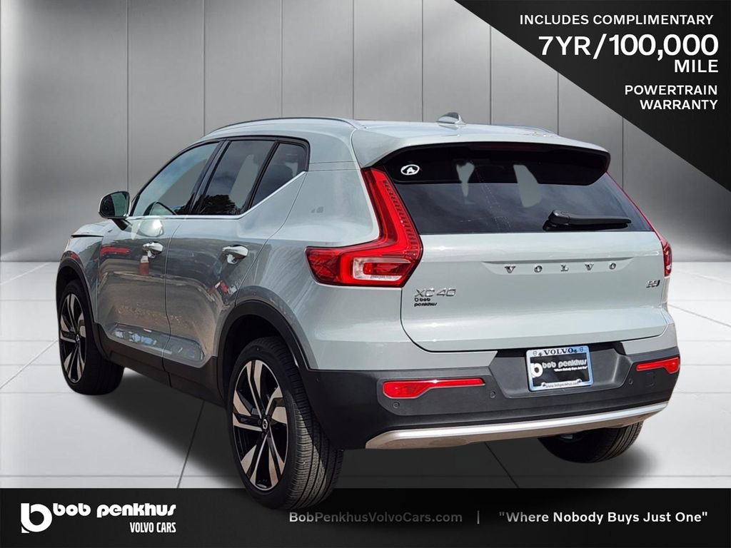 New 2025 Volvo XC40 B5 Plus w/ Protection Package Premier image 26