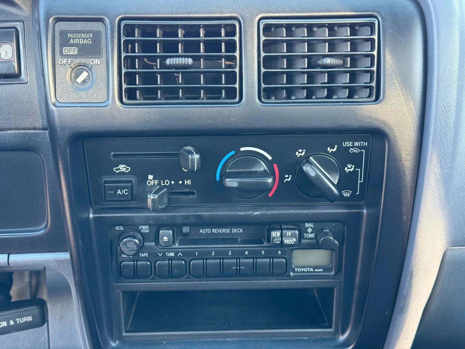 Used 1999 Toyota Tacoma 2WD Regular Cab image 15