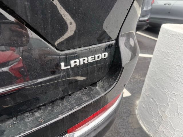 Used 2024 Jeep Grand Cherokee Laredo X image 11