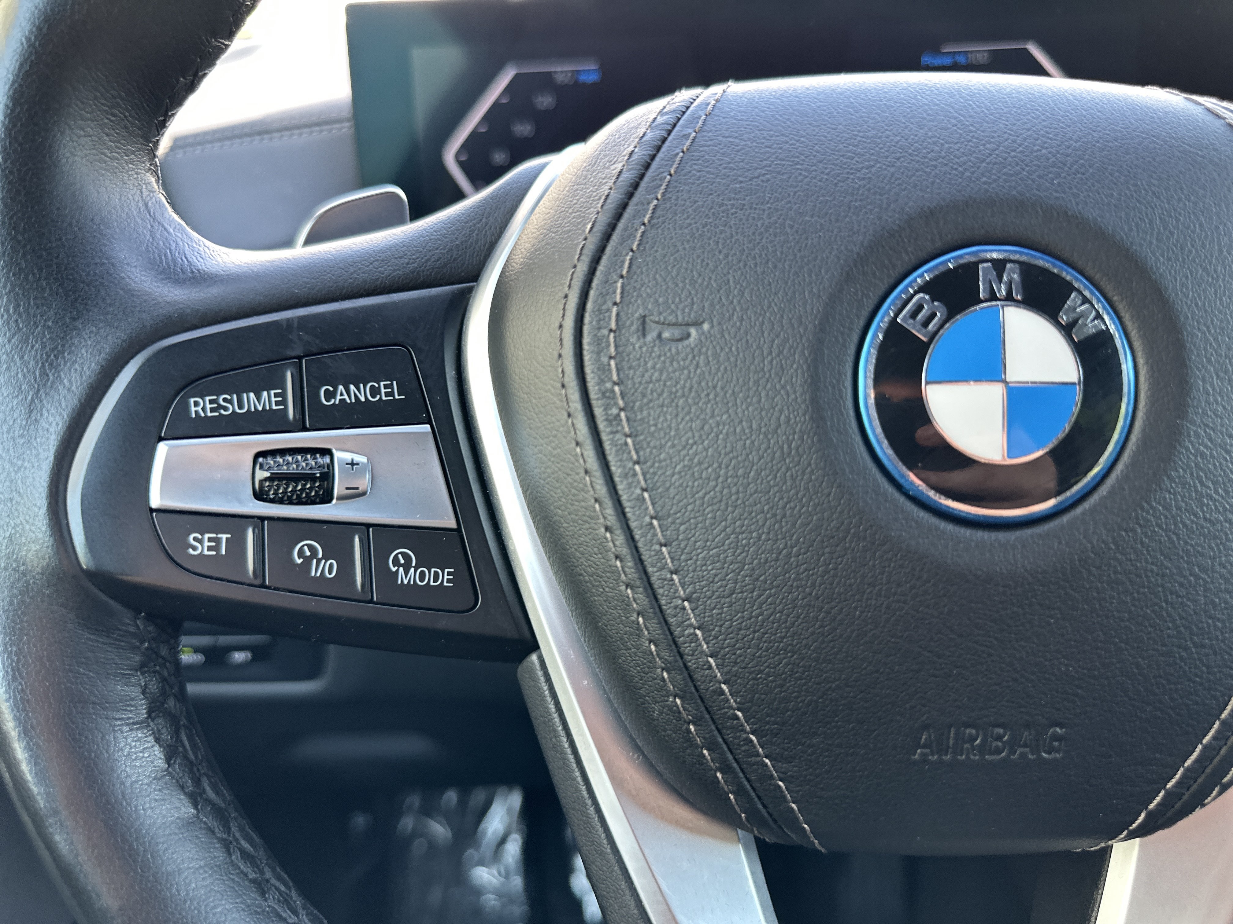 Used 2025 BMW X5 xDrive50e AWD/4WD image 21