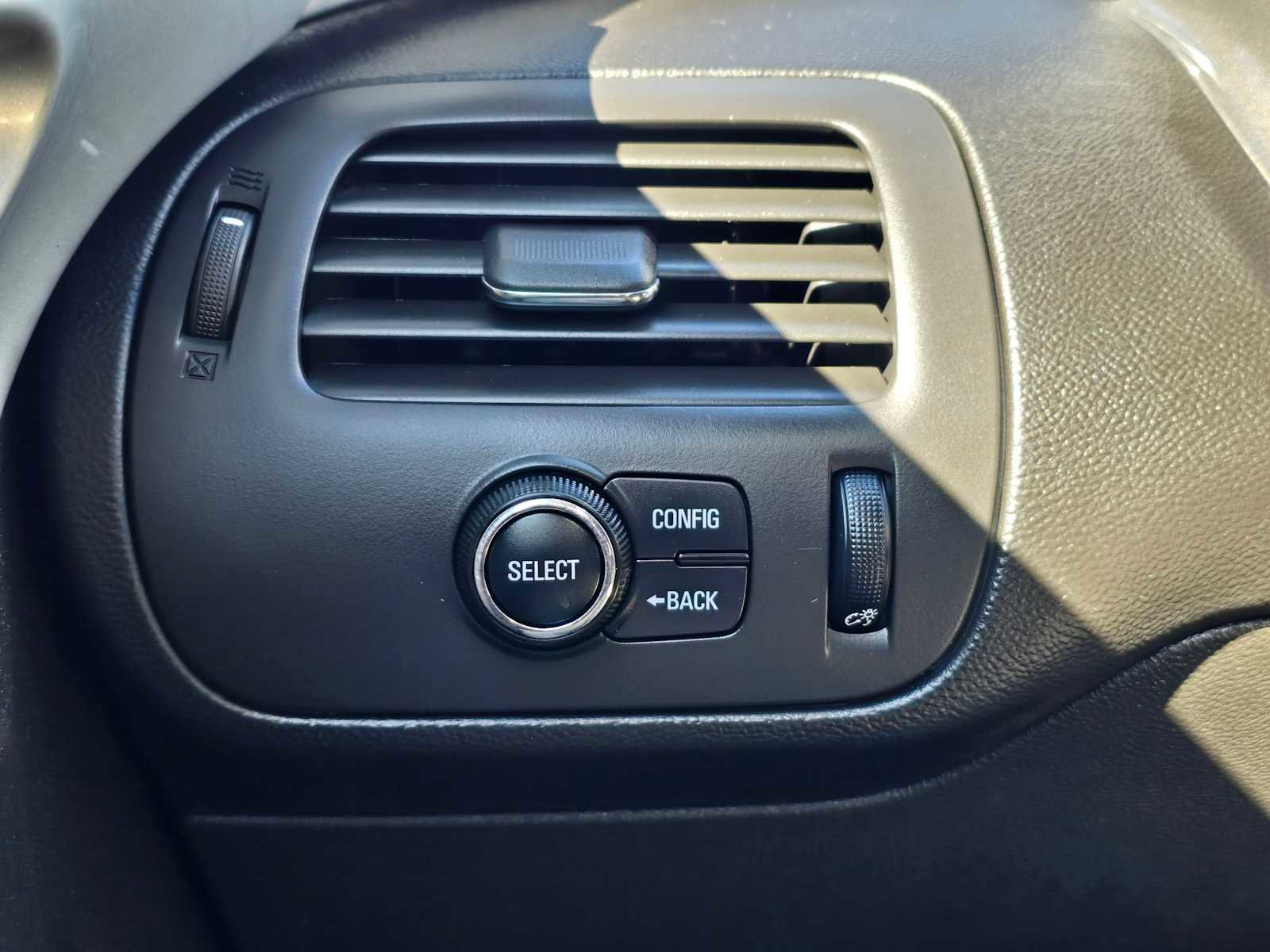 Used 2013 Chevrolet Volt Premium w/ Premium Trim Package image 28