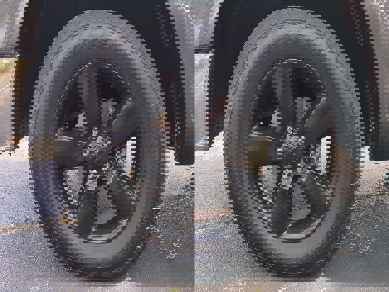 Used 2015 RAM 1500 Outdoorsman image 14