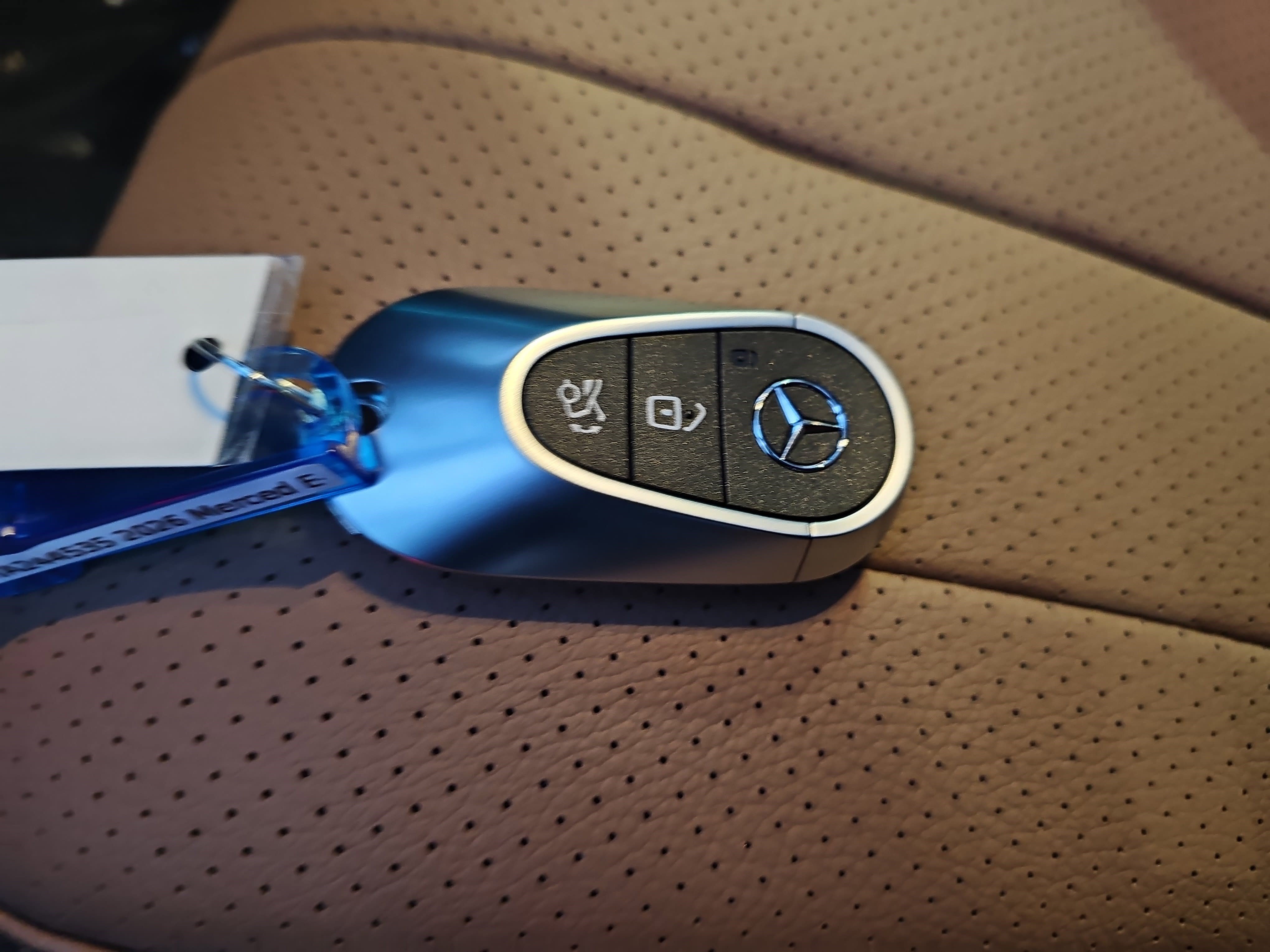 New 2026 Mercedes-Benz E 450 4MATIC All-Terrain Wagon image 37