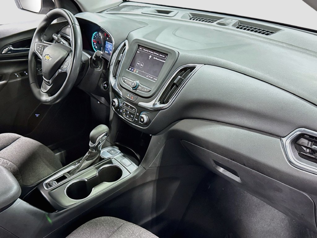 Used 2024 Chevrolet Equinox LT w/ Driver Convenience Package AWD/4WD image 33