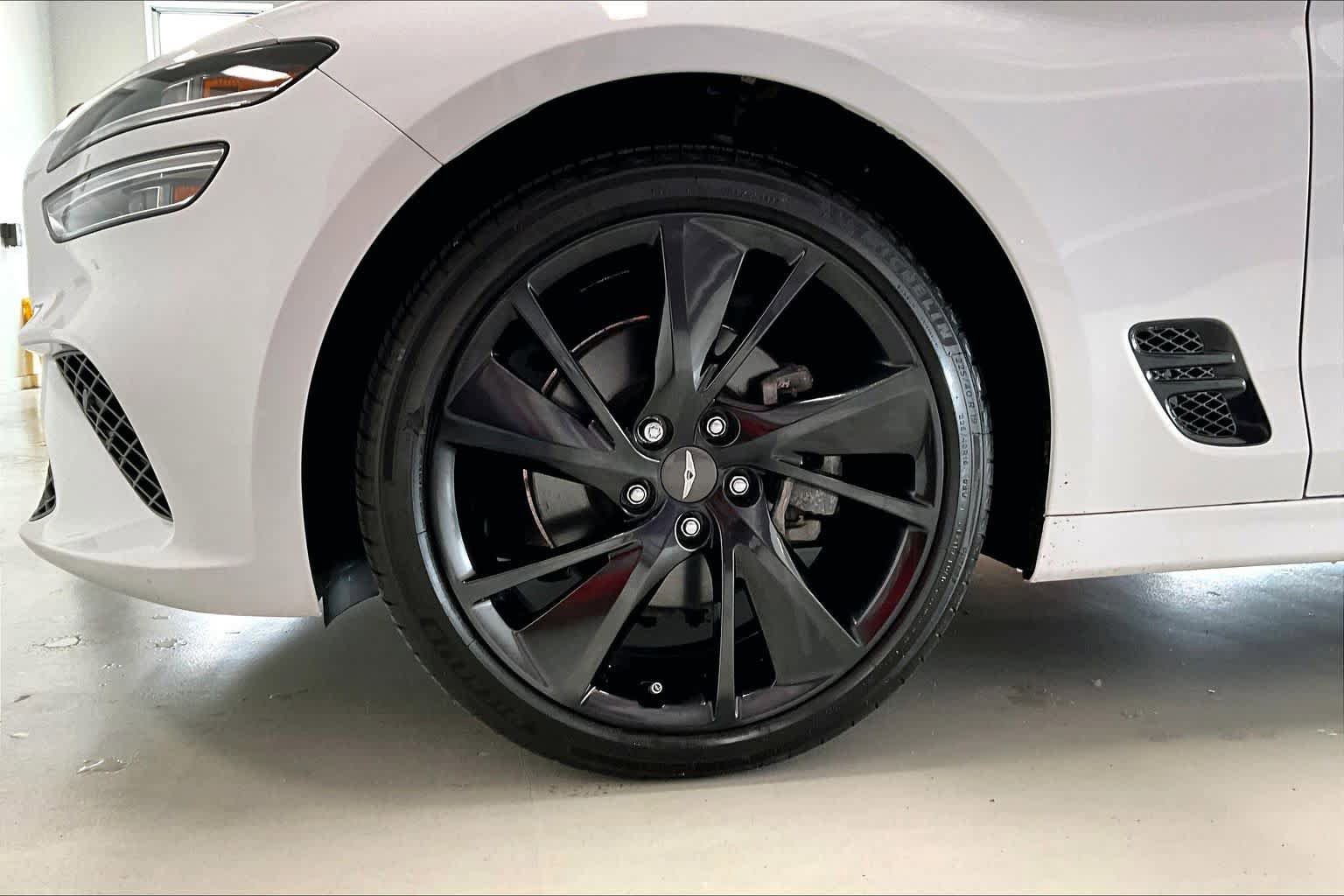 Used 2023 Genesis G70 2.0T w/ Sport Prestige Package AWD/4WD image 8