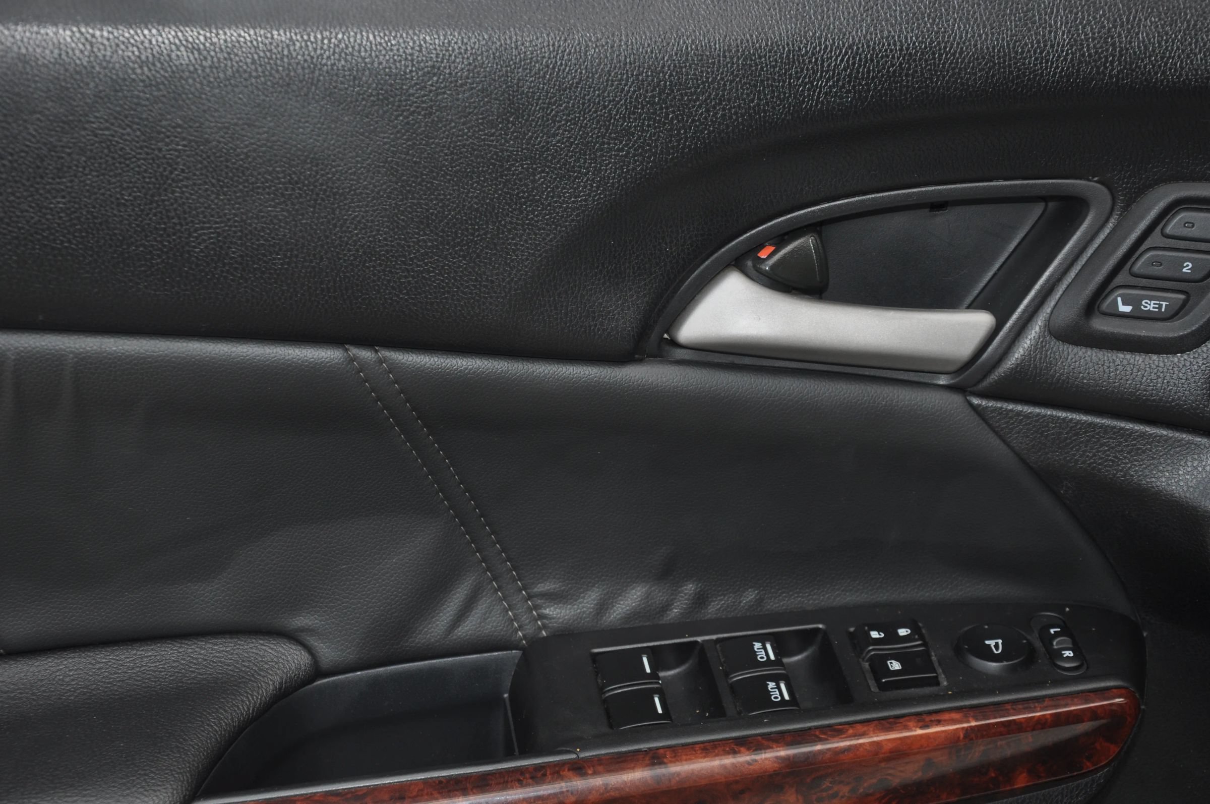 Used 2012 Honda Crosstour EX-L image 34