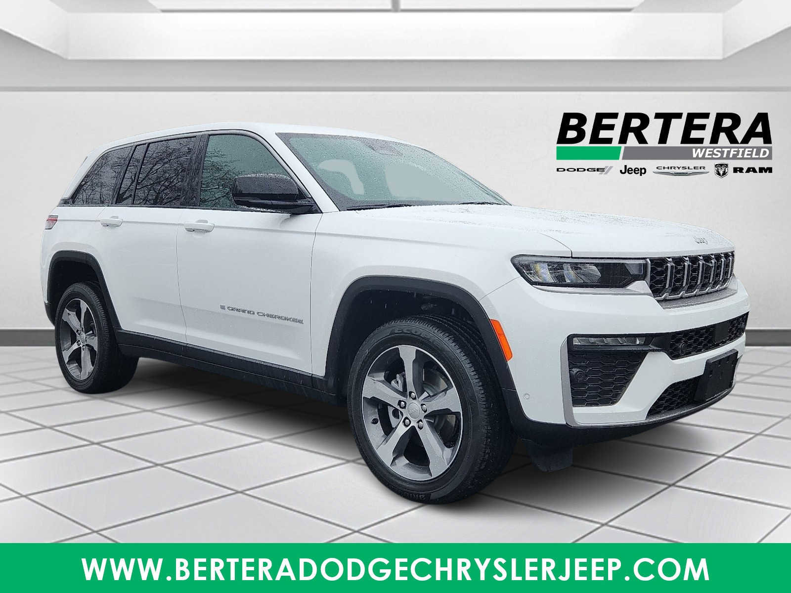 New 2026 Jeep Grand Cherokee Limited w/ Luxury Tech Group II