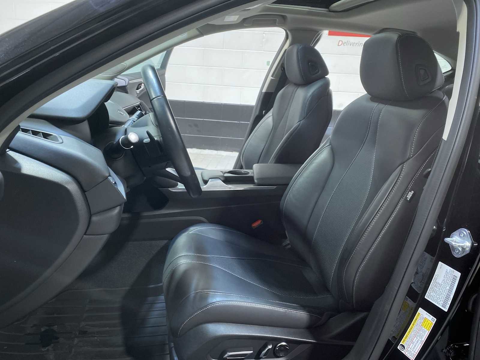 Used 2022 Acura TLX w/ Technology Package image 11