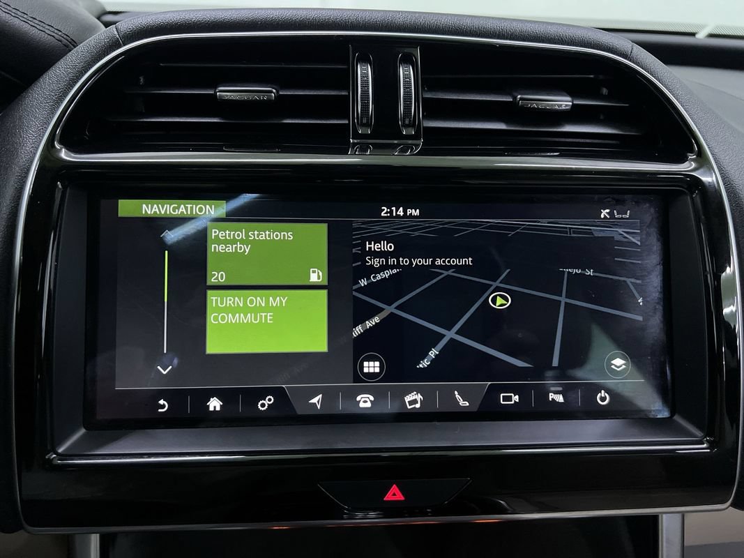 Used 2020 Jaguar XE S RWD image 22