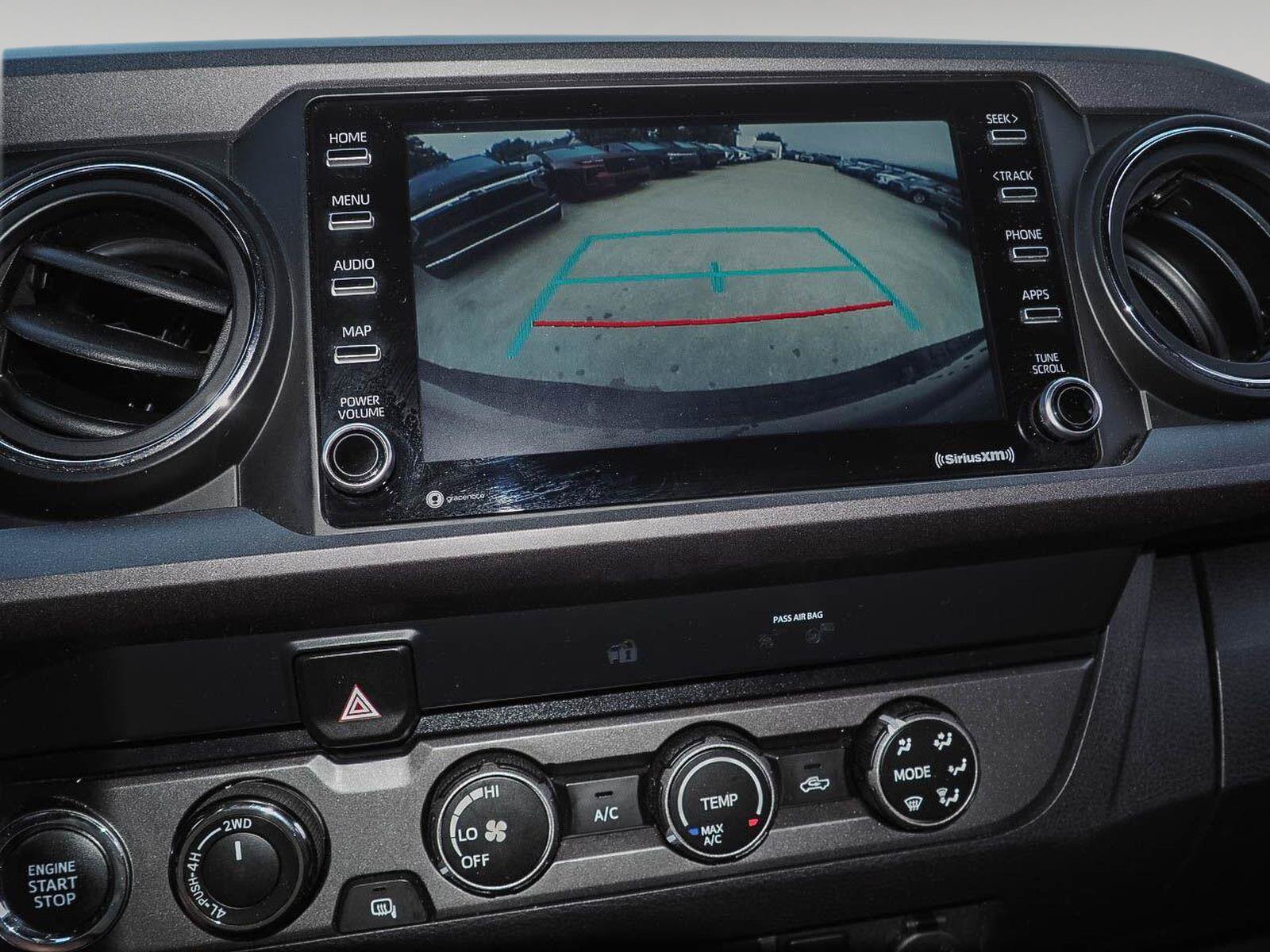 Used 2020 Toyota Tacoma TRD Sport AWD/4WD image 11
