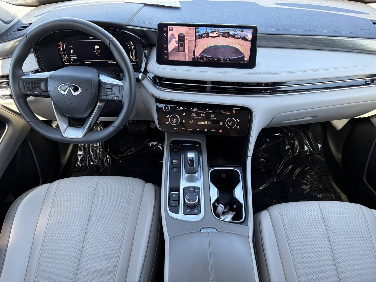 Certified 2026 INFINITI QX60 Luxe FWD image 18