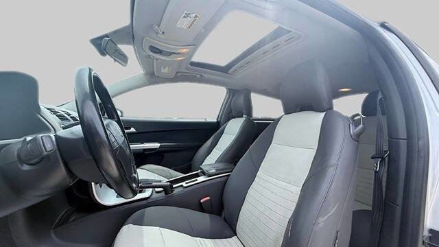 Used 2011 Volvo C30 T5 w/ Preferred Pkg FWD image 17