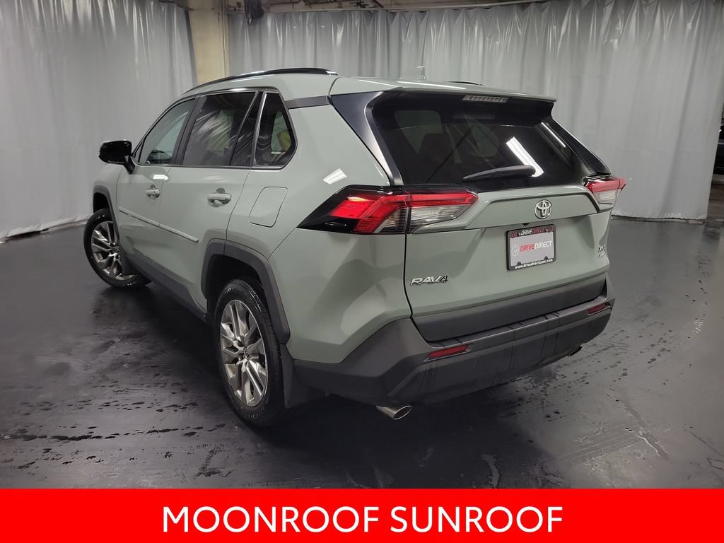 Used 2022 Toyota RAV4 XLE Premium AWD/4WD image 6