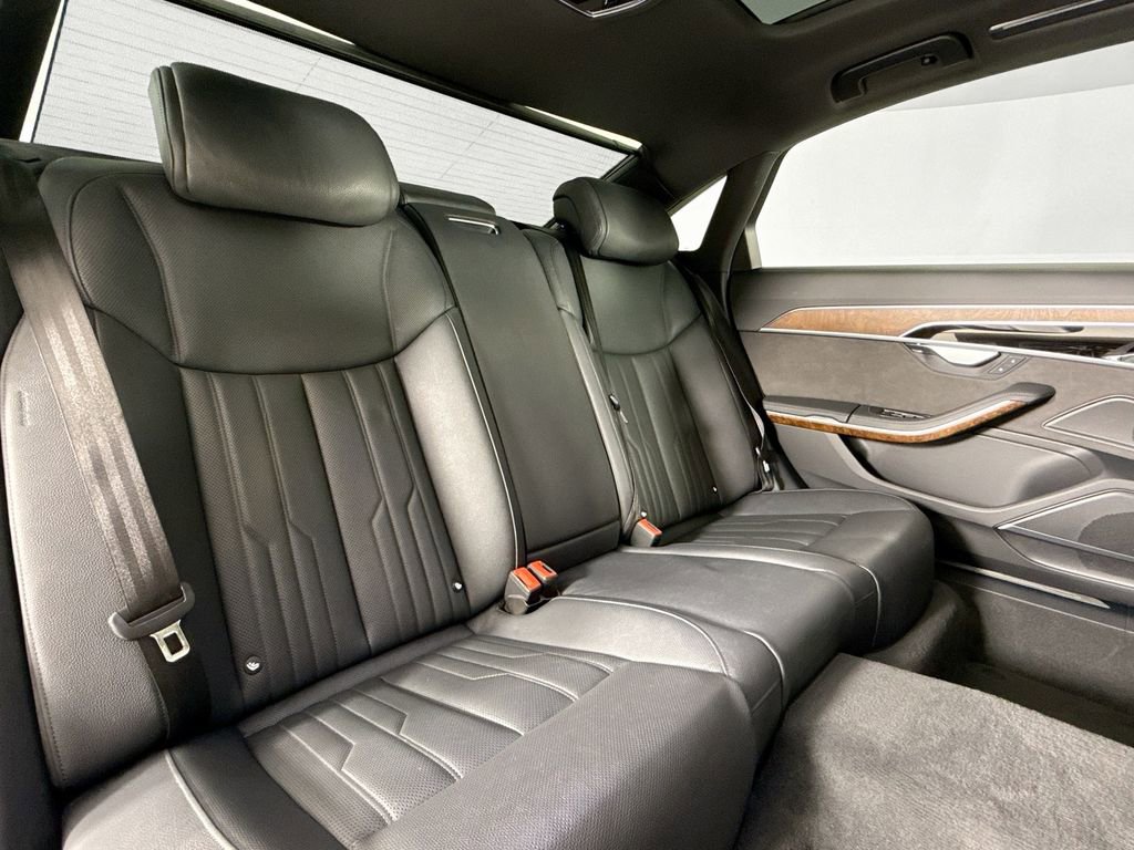 Used 2021 Audi A8 L 3.0T image 15