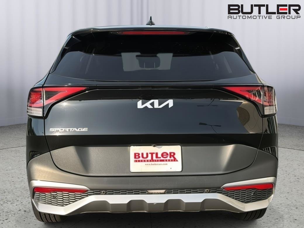 Used 2023 Kia Sportage EX FWD image 5