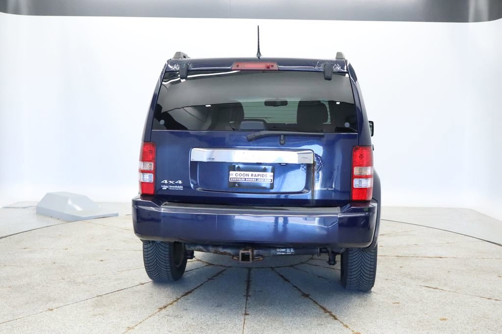 Used 2012 Jeep Liberty Sport AWD/4WD image 4