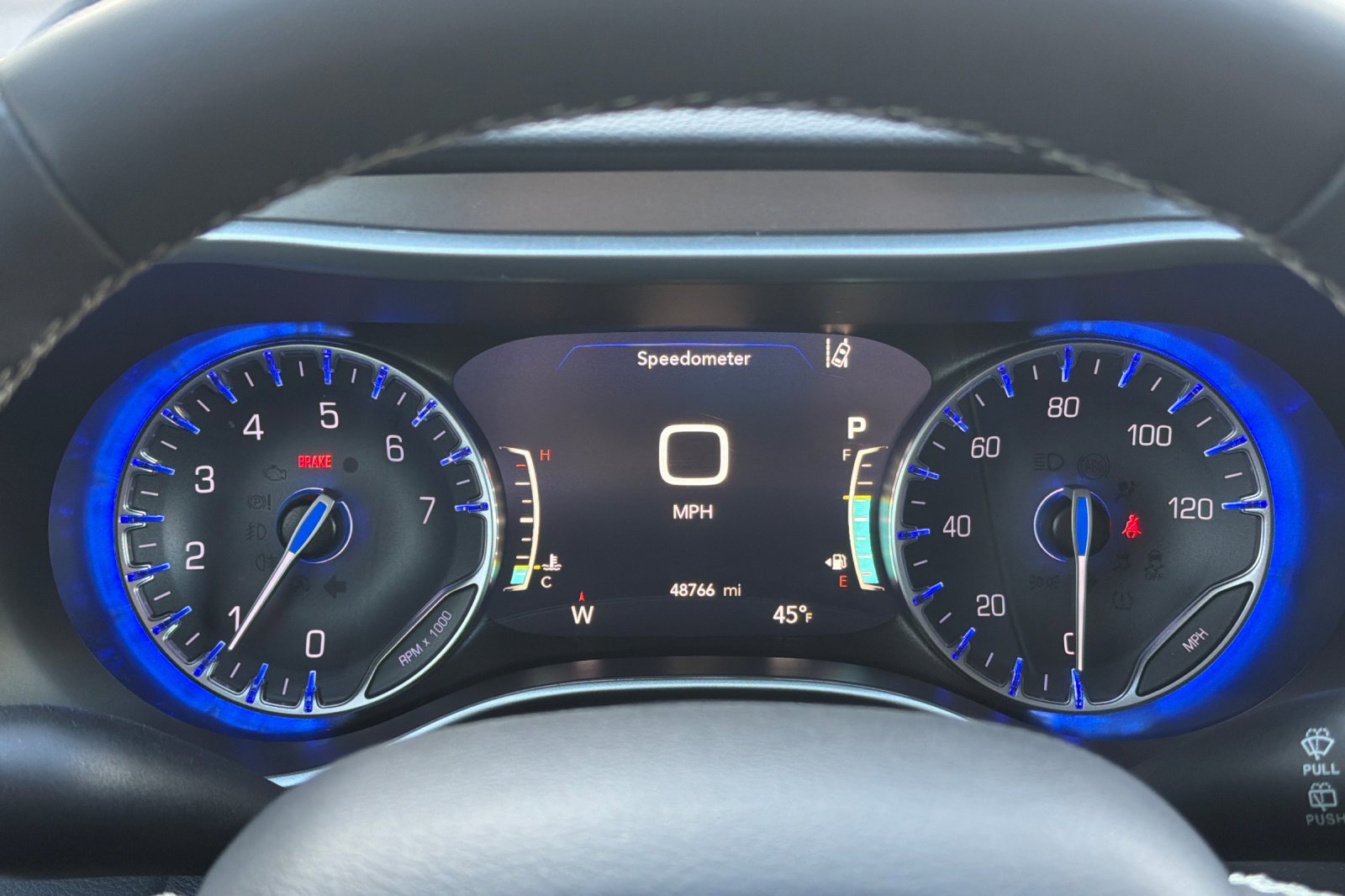 Used 2024 Chrysler Pacifica Touring-L image 23