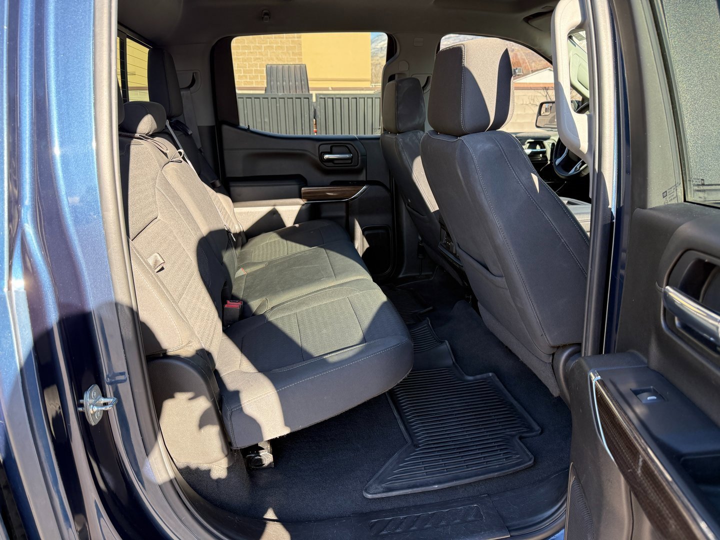 Used 2021 Chevrolet Silverado 1500 LT Trail Boss w/ Convenience Package II image 30