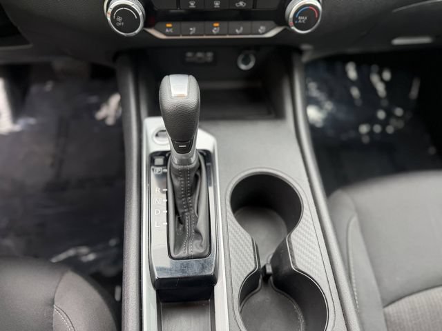 Used 2025 Nissan Altima 2.5 SV FWD image 20